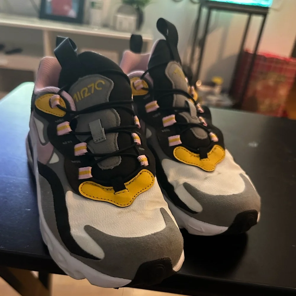 Nike Air Max 270 Rt - Picture 2 of 6